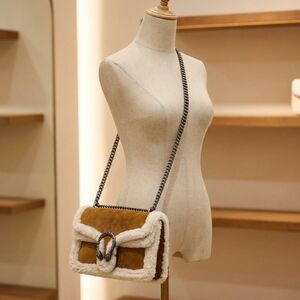 NEW GUCCI dionysus suede with shearling medium bag in tan